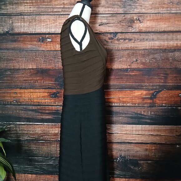 Adrianna Papell Bandage Sheath Dress Size 10 Two-Toned Layered Stretch Zip Back - Picture 8 of 11